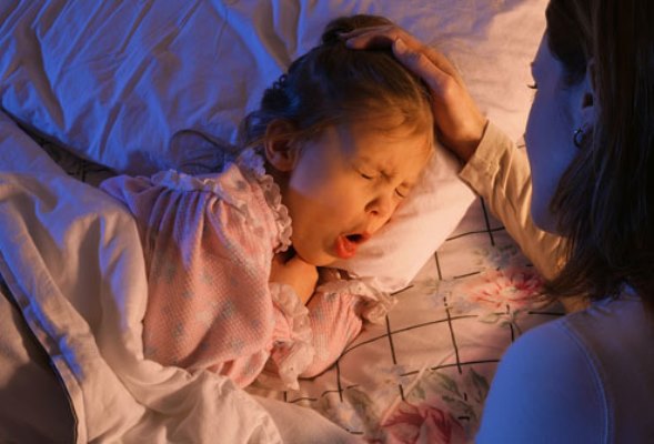 l kuvannya laring tu u d tey bazov principi medikamentozna terap ya f z oterapevtichn metodi ngalyac toscho d ta narodn zasobi v deo 9 - Лікування ларингіту у дітей: базові принципи, медикаментозна терапія, фізіотерапевтичні методи (інгаляції тощо), дієта, народні засоби + відео