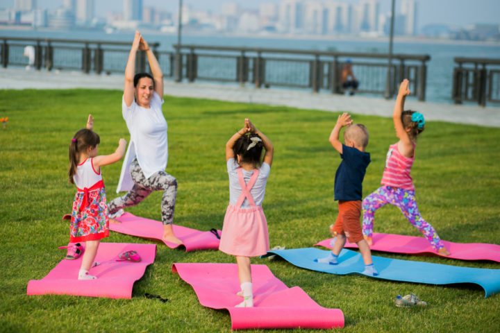 lfk pri skol oz u d tey v tomu chisl p dl tk v kompleks vprav g mnastika zaryadka yoga pri r znih stupenyah zahvoryuvannya 11 - ЛФК при сколіозі у дітей, в тому числі підлітків: комплекс вправ, гімнастика, зарядка, йога при різних ступенях захворювання