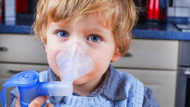 ngalyac pri laring t u d tey v tomu chisl nebulayzerom chi mozhna robiti pri zahvoryuvann pravila ta osoblivost provedennya proceduri 2 - Інгаляції при ларингіті у дітей, в тому числі небулайзером: чи можна робити при захворюванні, правила та особливості проведення процедури