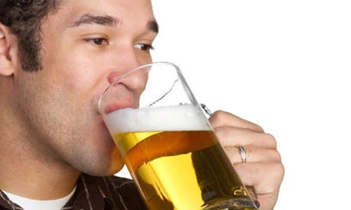yak mozhna v duchiti lyudinu piti pivo 1 - Як можна відучити людину пити пиво?
